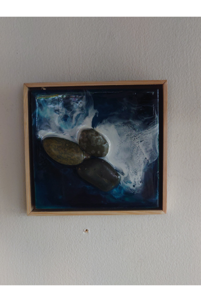 RW60024 - The Deep Ocean & Pebbles Design 03 - Framed